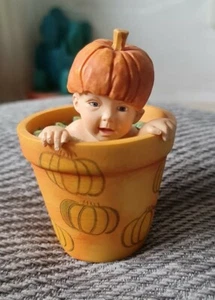 1998 Collectors Anne Geddes"Children grow best where love abounds"Ornament, 4" - Picture 1 of 9