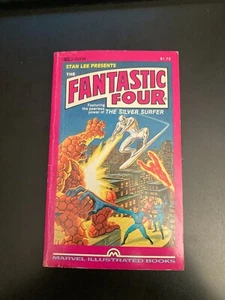 Stan Lee, FANTASTIC FOUR / SILVER SURFER PAPERBACK (1982/Marvel Illus. Books) - Picture 1 of 5