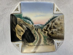 Vintage Crawford Notch White Mountains New Hampshire Souvenir Dish - Picture 1 of 5