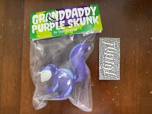 NEW TODD BRATRUD GRAND DADDY PURPLE SKUNK FIGURE TOY LA FAMILIA NIKE SB DUNK - Picture 1 of 6