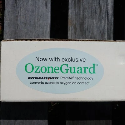 SHARPER IMAGE IONIC BREEZE OZONE GUARD FRONT GRILL SI149 FOR PREMAIR SI830 BLACK - Image 1 of 2