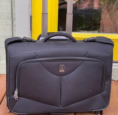 Travelpro Lightweight Carry-On Rolling Garment Bag 22x14x8 Choice of Flight Crew - Image 1 of 4