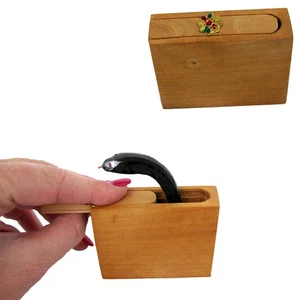Surprise Snake Bite in Wooden Box Gag Gift Practical Joke Prank Toy Scare Trick - Picture 1 of 1