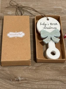 Decorazione Mudpie "Primo Natale del Bambino" con scatola orig ceramica e legno invecchiato - Foto 1 di 6