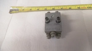 Actuador lineal Rohlix, modelo 2101, para eje de 1/2", empuje de 30 lb, usado - Imagen 1 de 6