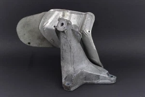 8E0199308A Original Audi A4 B6 B7 8E 2.0 FSI Engine Mount on the Right - Picture 1 of 5