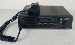 Vintage Realistic Navaho TRC-492 40ch CB Radio Base Station Transceiver W/ Mic - Zdjęcie 1 z 5
