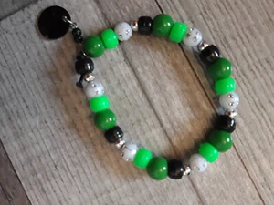aromantisch aromantic aro pride flagge armband selbstgemacht - Bild 1 von 1
