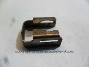 Honda Stream 1.7 Vtec 00-06 D17 engine petrol fuel injector clip mount bracket - Picture 1 of 2