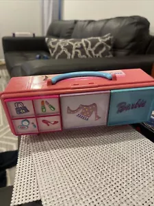 Barbie Puppe Zubehör Koffer 1999 Mattel Tara Kunststoff KLEIN LEER - Bild 1 von 6