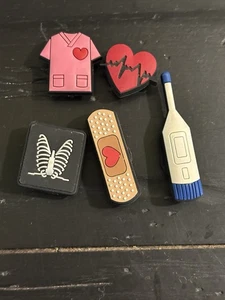 Croc Charms Shoe Charms Jibbitz Doctor Nurse Health Care Medical Bandaid 5 Piece - Picture 1 of 3