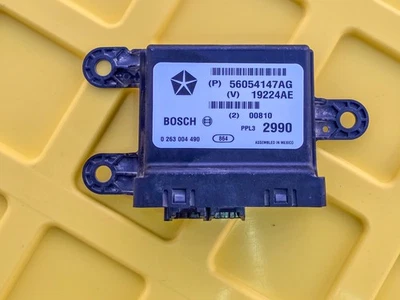 Jeep Grand Cherokee 2011-2015 Jeep Grand Cherokee módulo de asistencia de estacionamiento 56054147AG Foto 1 de 3