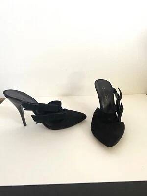 Mulas Stilleto negras Oscar De La Renta talla 7,5 Foto 1 de 4