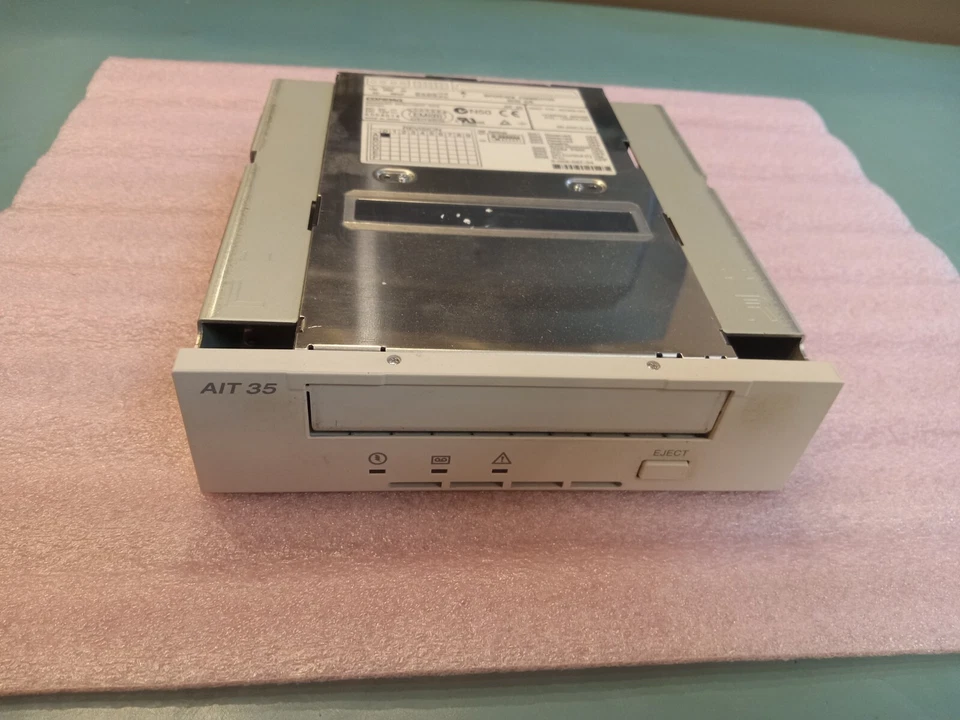 COMPAQ 122875-001 401663-001 AIT 35 SCSI INTERNAL TAPE DRIVE - Image 1 of 4