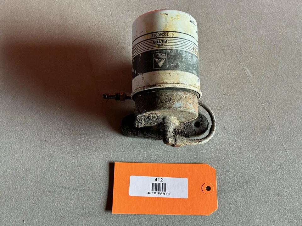Used Allis Chalmers Oil Filter Base (412) - Image 1 of 1