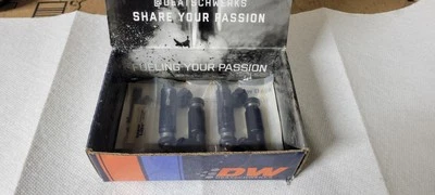 Inyectores de combustible de alimentación superior 90-05 Turbo Mazda Miata DeatschWerks 700CC Foto 1 de 4