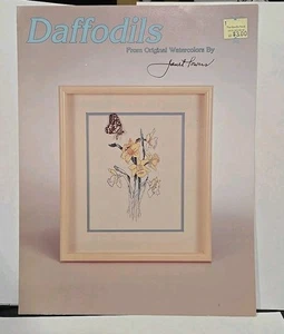 Green Apple Co. DAFFODILS Cross Stitch Leaflet by Janet Powers ~ spring flowers - Picture 1 of 2