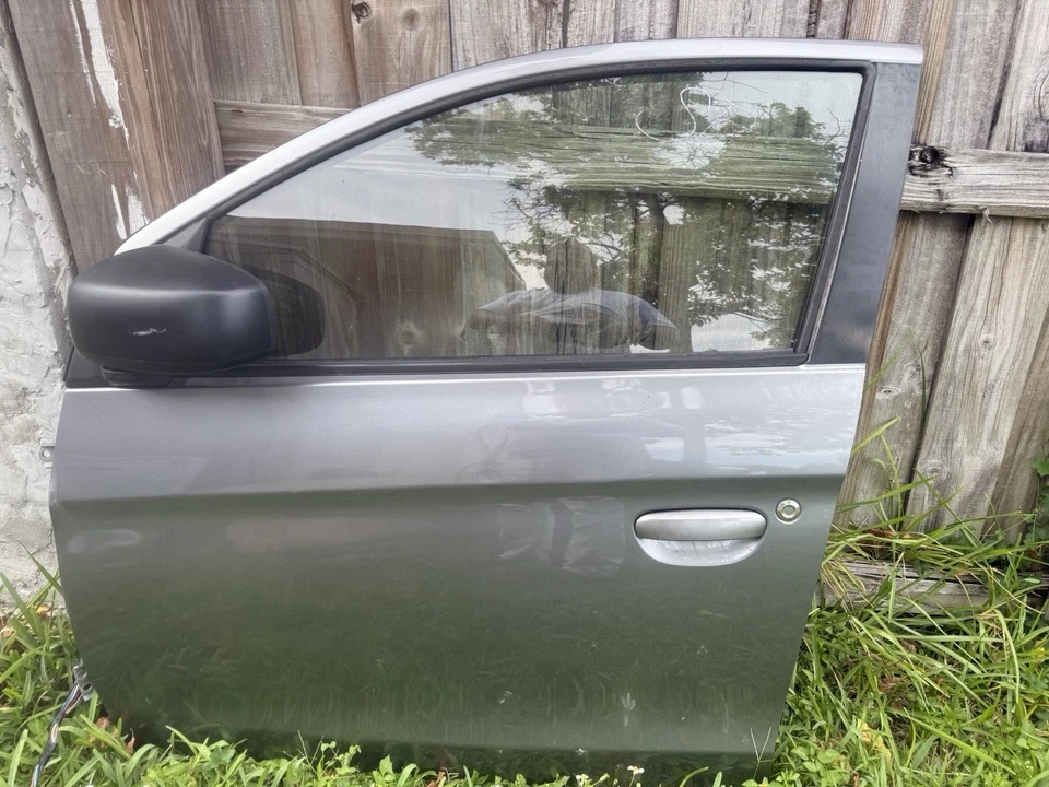 2017 - 2021 Mitsubishi MIRAGE Front Door And Rear Door — 第 1/4 张图片