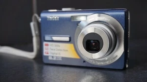 Kodak EasyShare M863 8,2 megapixel fotocamera digitale - blu - Foto 1 di 10