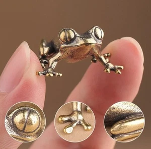 Brass Frog Figurine Small Animal Statue Table Office Home Decoration Toy Gifts - Picture 1 of 8