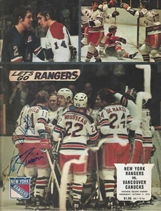 NY RANGERS firmado ED GIACOMIN & VIC HADFIELD 11/11/1972 vs Canucks Programa de Juego - Imagen 1 de 3