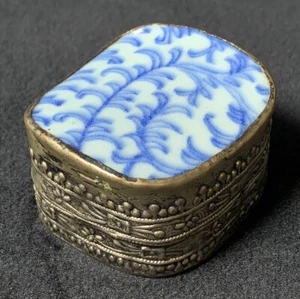 Porcelain Shard Blue White Vintage Chinese Trinket Box Silver Plated Copper - Picture 1 of 11