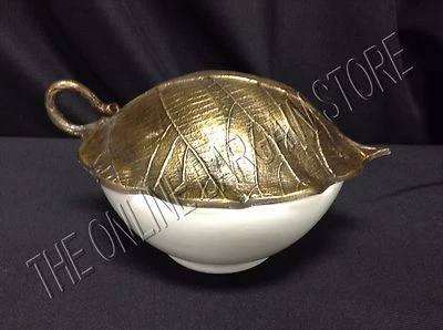 Pottery Barn Tapa de Hoja Fundida Dorada Cocina con Tapa Cuenco de Servir de Barro Foto 1 de 4