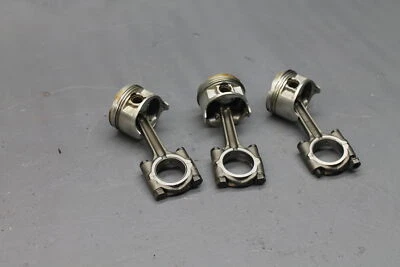 1984 HONDA INTERCEPTOR 500 ДВИГАТЕЛЬ 3 ПОРШНЯ С СТЕРЖНЯМИ - Изображение 1 из 4