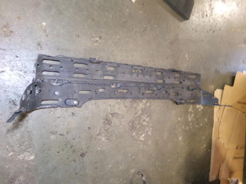 Rear Bumper Inner Frame Bracket 2208800152 00-06 Mercedes Benz W220 S430 S500 - Image 1 of 4