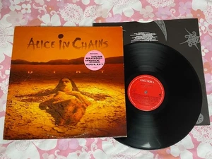 Alice In Chains - Dirt LP - 1992 European press with inner - VG/VG - Picture 1 of 11
