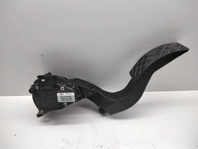 POTENZIOMETRO ACCELERATORE PER AUDI A4 Avant (8E) 8E1721523 (00>04) - Immagine 1 di 2