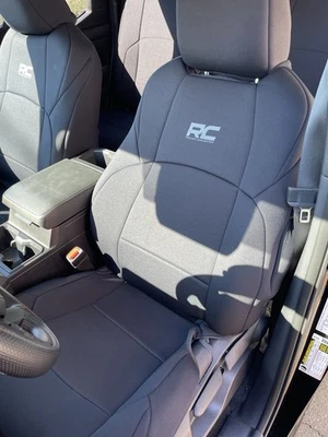 Fundas de asiento de campo rugosas perfectas delanteras traseras doble cabina Toyota Tacoma 2024 25 2026 Foto 1 de 4