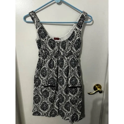 Ruby Rox Dress Blue White Paisley Sleeveless Casual Summer Mini Dress - Image 1 of 4