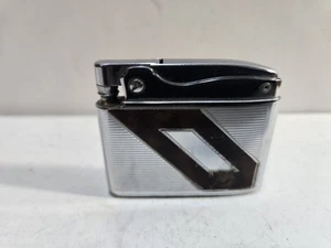 Accendino Ronson ADONIS tono argento 8063/26 vintage funzionante - Foto 1 di 7