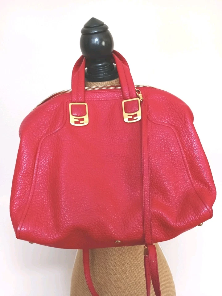 Bolso de cuero FENDI rojo camaleón texturizado de 2 vías con herrajes dorados 8BL114-HXE  Foto 1 de 4