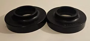 Daystar Jeep Wrangler TJ 97-06 Kit de espaciador/nivelación de resorte helicoidal M02684 - Imagen 1 de 5