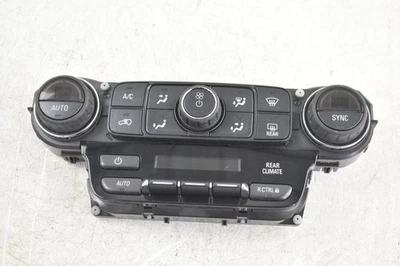 OEM Climate Control Dash Mounted ID 23449658 OEM 15 YUKON 379761 - Image 1 of 4