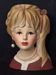 VINTAGE EHTF 5-5/8" ENESCO SIDE PONYTAIL TEEN HEAD VASE MINT CONDITION STAMPED - Picture 1 of 7