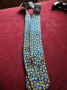 Men’s JOSEPH TURNER 100% Silk Tie Blue Umbrella Pattern Quirky - Picture 1 of 4
