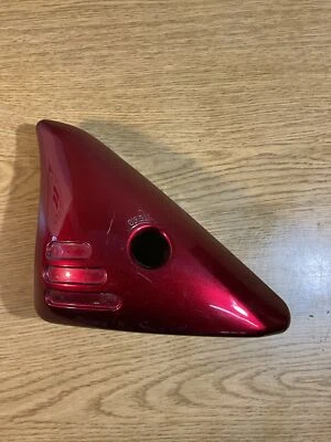 Cubierta lateral izquierda Hyosung ST7 2010 OEM 47211H99D00 Foto 1 de 4