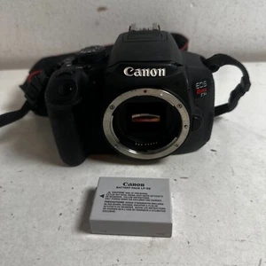 Canon EOS Rebel T5i Black 3" LCD Handheld Digital SLR Camera Body - For Parts - Picture 1 of 13