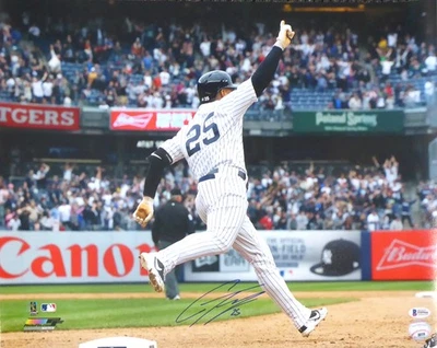 Foto firmada autografiada por Gleyber Torres 16x20 New York Yankees Beckett Foto 1 de 3