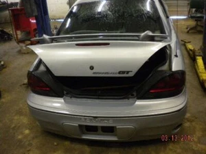 Rear Tail Light Bumper Mounted Fits 99-05 GRAND AM 9888865 - Picture 1 of 13