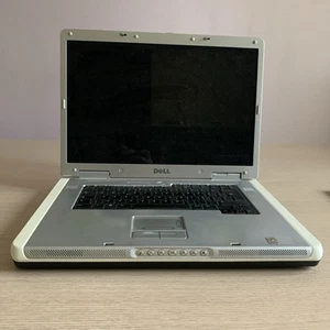 Dell Inspiron 9300 17", CPU 1.86 Ghz, RAM 2 GB, Windows XP - Foto 1 di 8