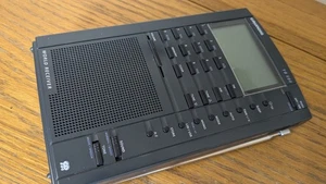 Grundig Yacht Boy 500 World Receiver YB500 FM/MW/LW/SW Not Working - Picture 1 of 11