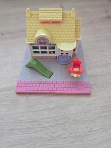 Tienda de juguetes Bluebird Polly Pocket vintage 1993 solo carcasa - Imagen 1 de 2