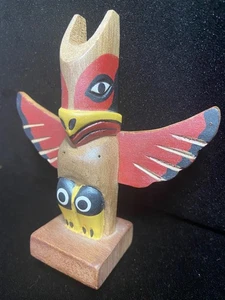 Alaska Black Diamond Mini Carved Totem Pole Signed Wollam Vintage Native - Picture 1 of 8