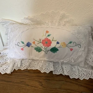 Hand Knitted White Lace Floral White Eyelet Pillow Mid Century - Picture 1 of 10