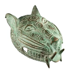 Afrikanische Statue Leopardenkopf Yoruba Nigeria Bronze 12 cm und 0,520 kg # 454 - Bild 1 von 12