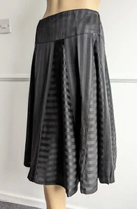 REISS Iconic Black Panelled Wool Blend A-line Knee Length Skirt 8 UK 10 12 - Picture 1 of 6